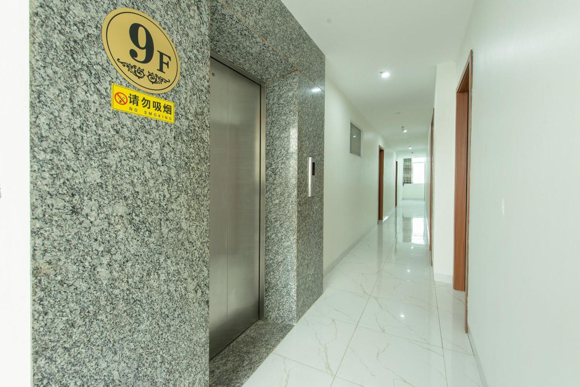 Capital O 417 Truong Son Hotel 河内 外观 照片